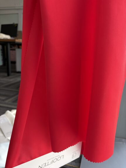 LFN69021 — Lightweight Acetate Blend Plain Weave