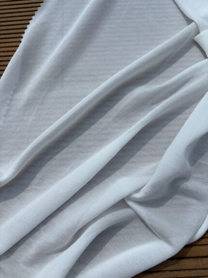LFN69004 — Lightweight Sheer Viscose Jersey