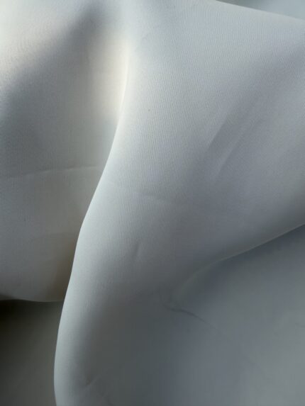 LFN69024 — Compact Viscose Plain Weave